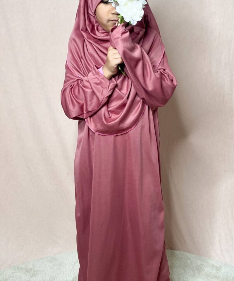 robe de prière fille