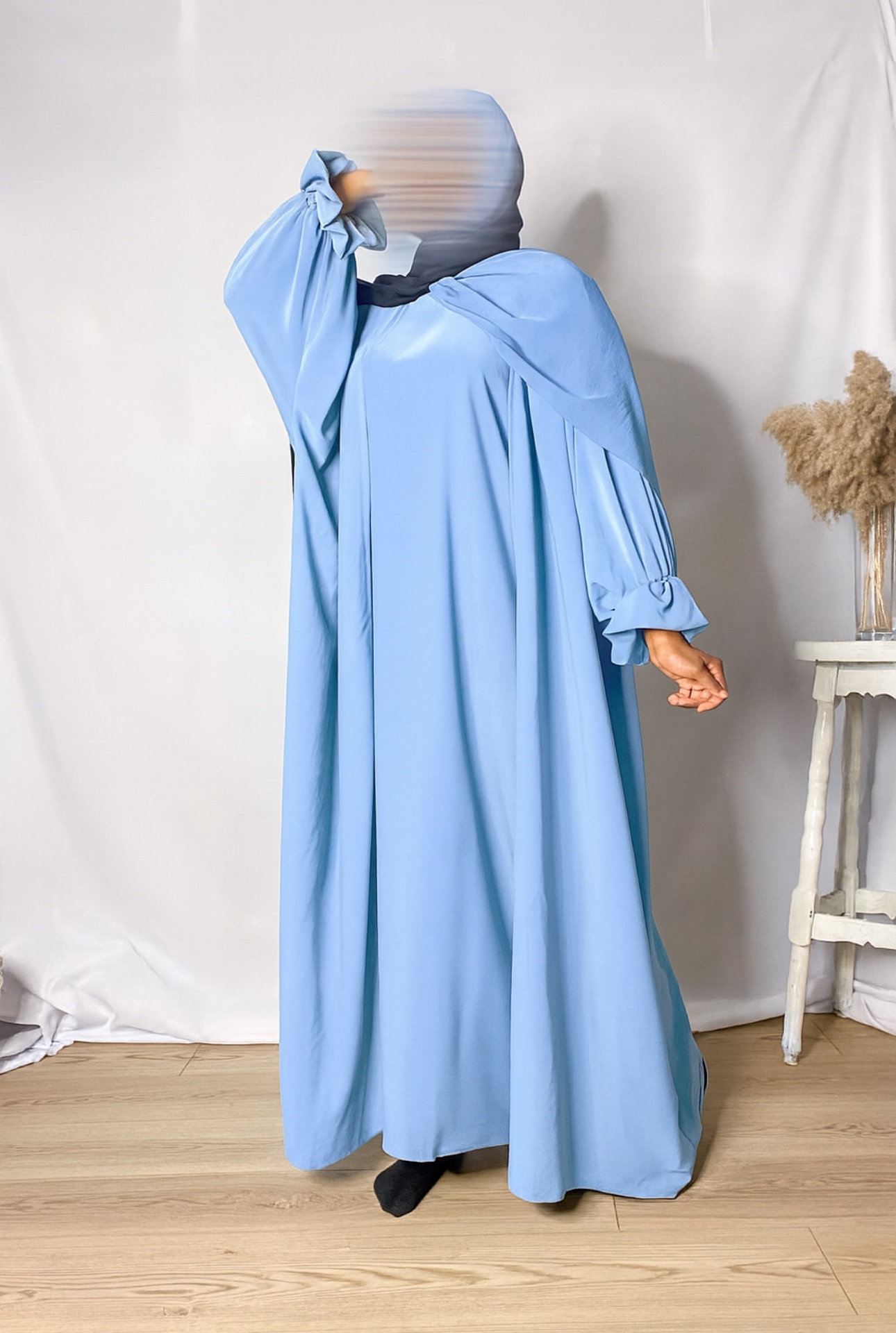 Kimono Abaya Manches Tulipes soie de medine bleu ciel bleu clair