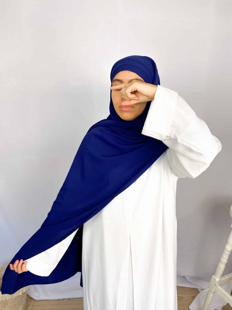 Copie Hijab Soie de Medine Trois Bandes