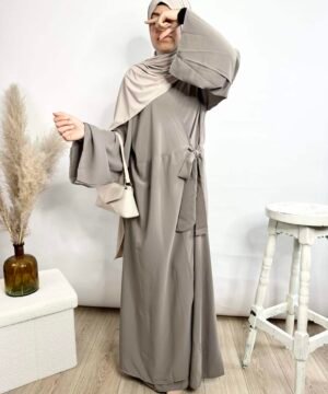 Abaya à Nouer