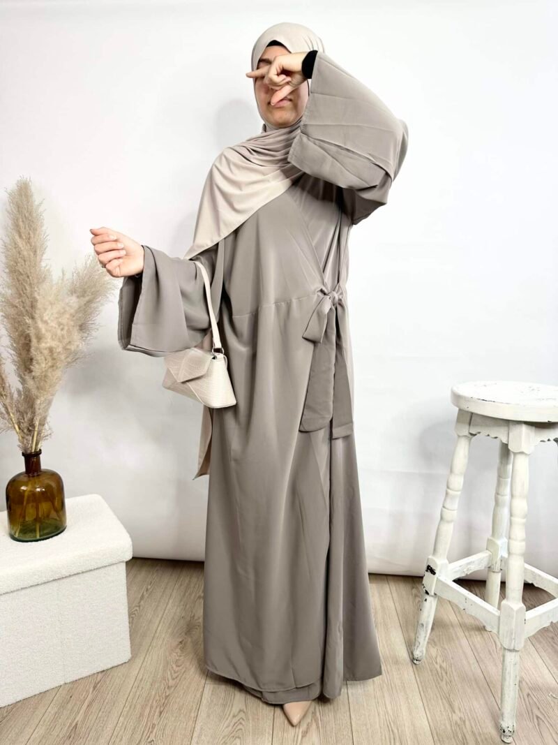 Abaya à Nouer