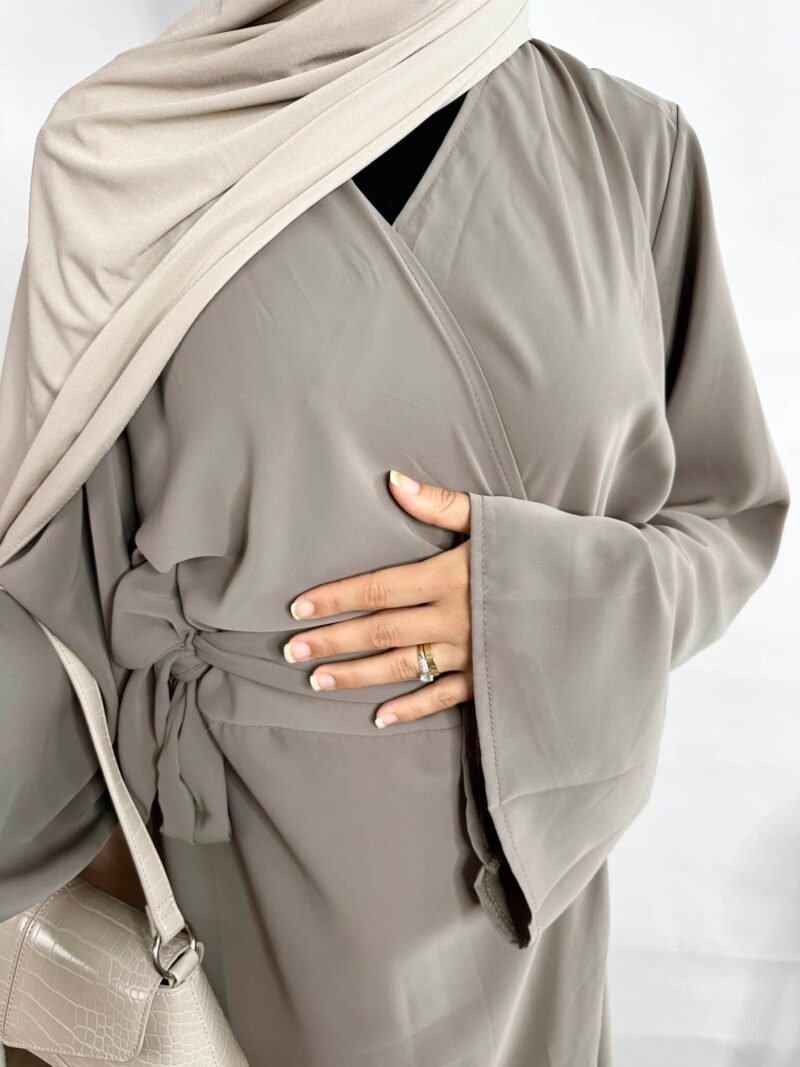 Abaya à Nouer