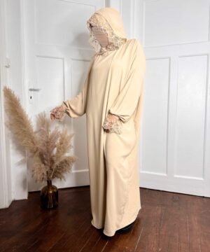 Robe de Prière hijab intégré 1 pièce Dentelle beige robe longue