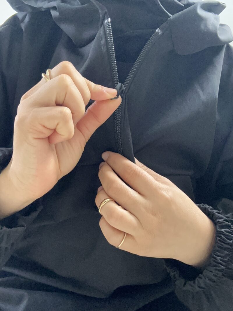Abaya Mastour Coupe-Vent avec Capuche – Imperméable – Image 4