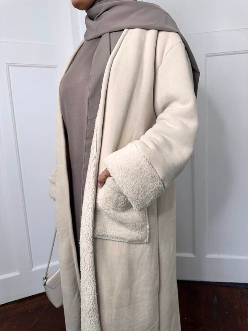 Manteau long en laine avec poches beige profil