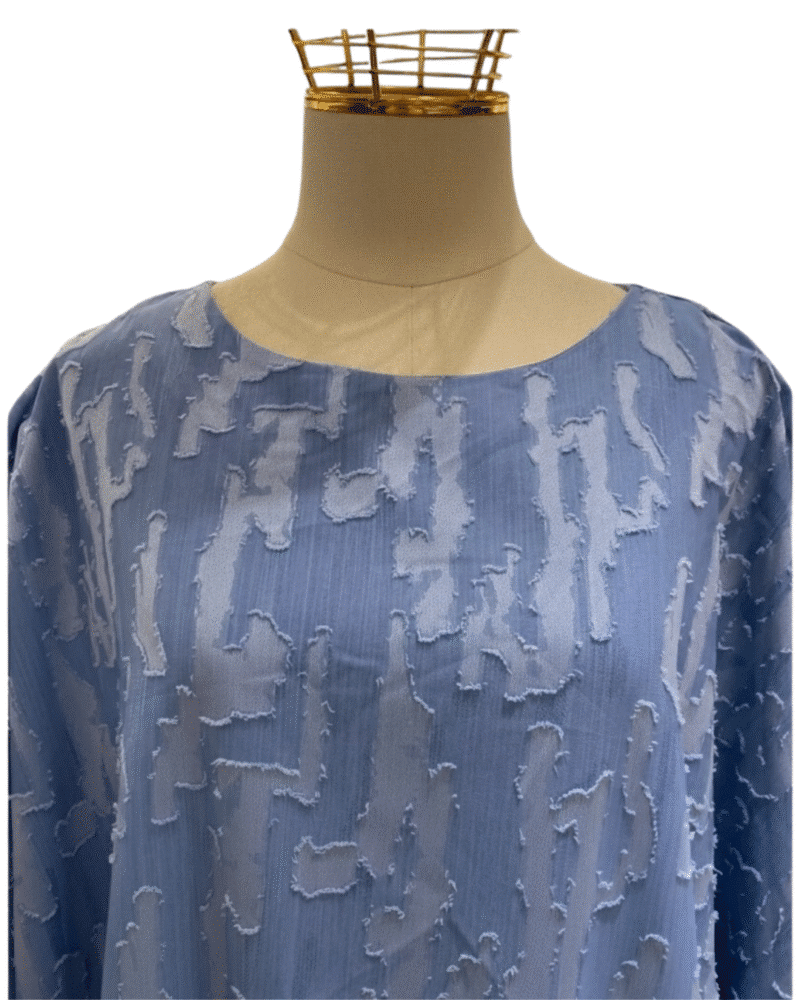 Abaya Papillon Oversize Bleu Ciel à Motif Texturé